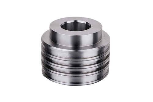Are titanium alloy screws easy to break
